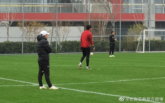 亚洲视频在线免费看